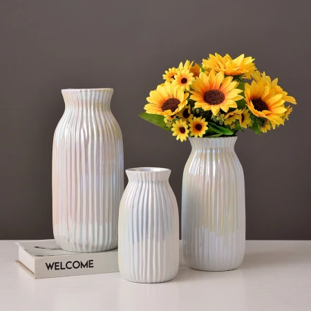New Nordic simple and modern electroplated ceramic vases, living room dining table, home decoration items, wedding and hotel handicrafts New Nordic simple and modern electroplated ceramic vases, living room dining table, home decoration items, wedding and hotel handicrafts